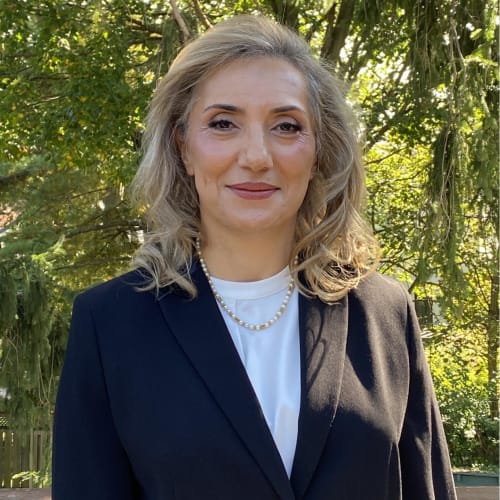 Dr. Mahtab Nouri, Orthodontist