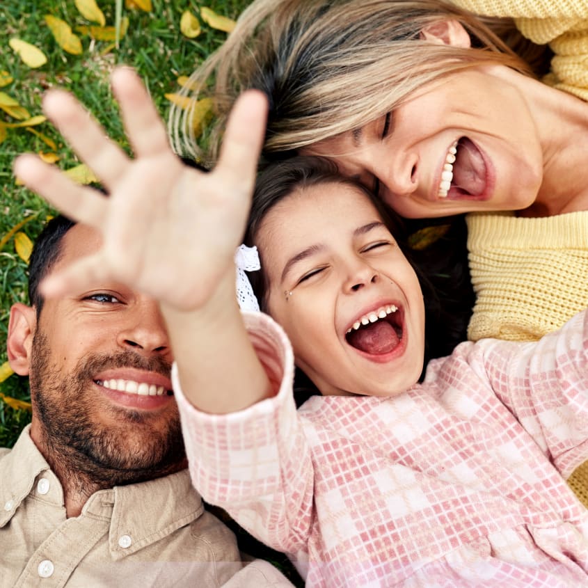 happy family smiling 